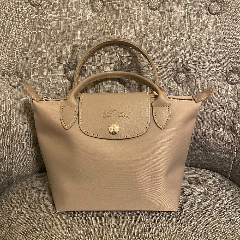 ❌SOlD❌Longchamp Mini nylon/leather handbag